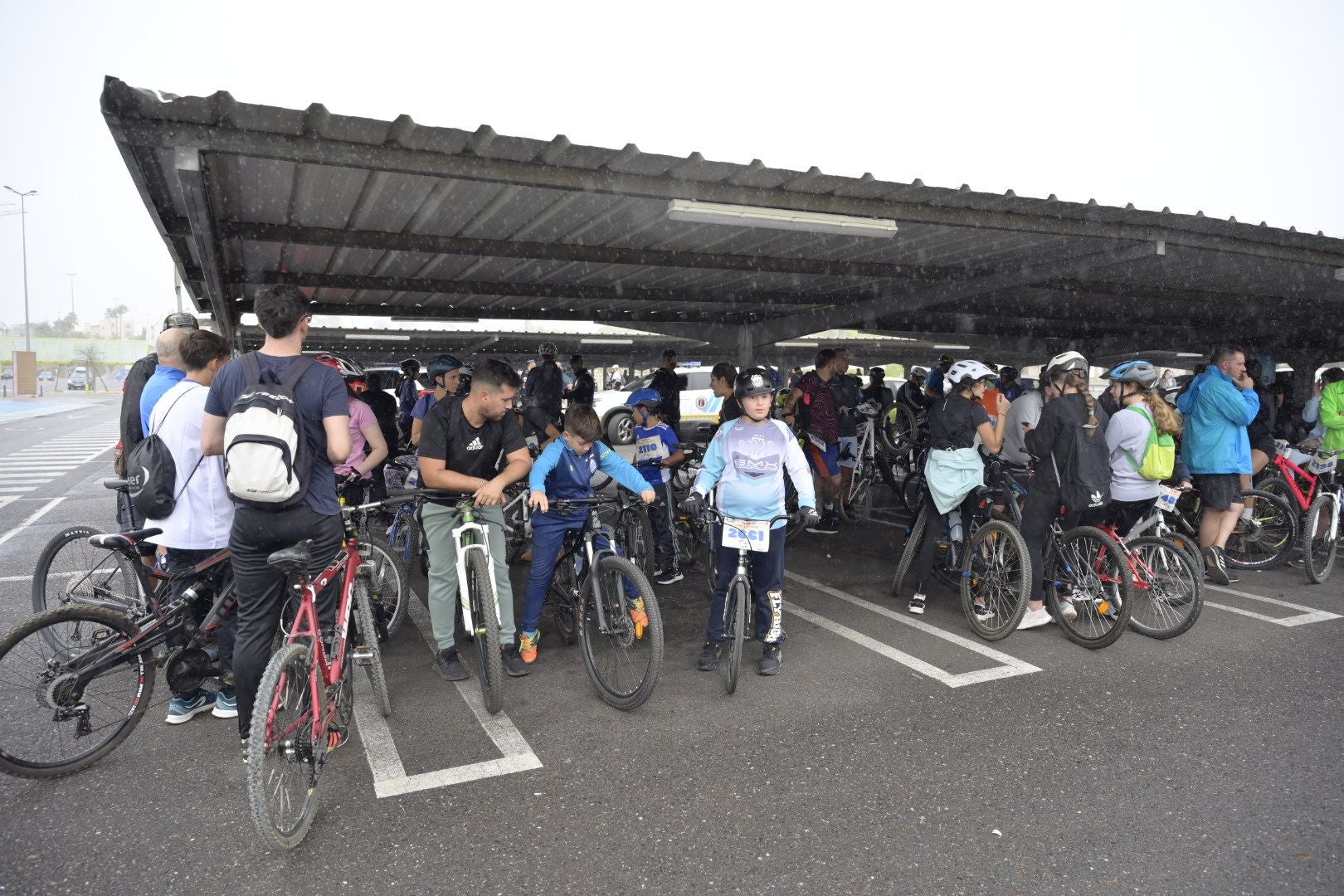 La cancelación del Día de la Bicicleta de Badajoz, en imágenes