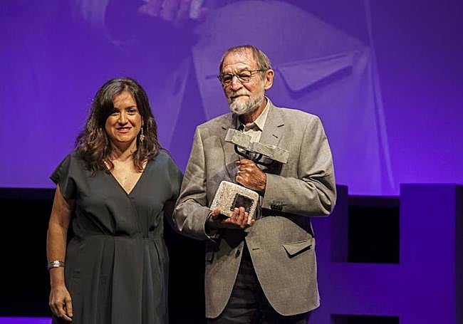 Guerrero, con su encina cúbica como Extremeño de HOY.