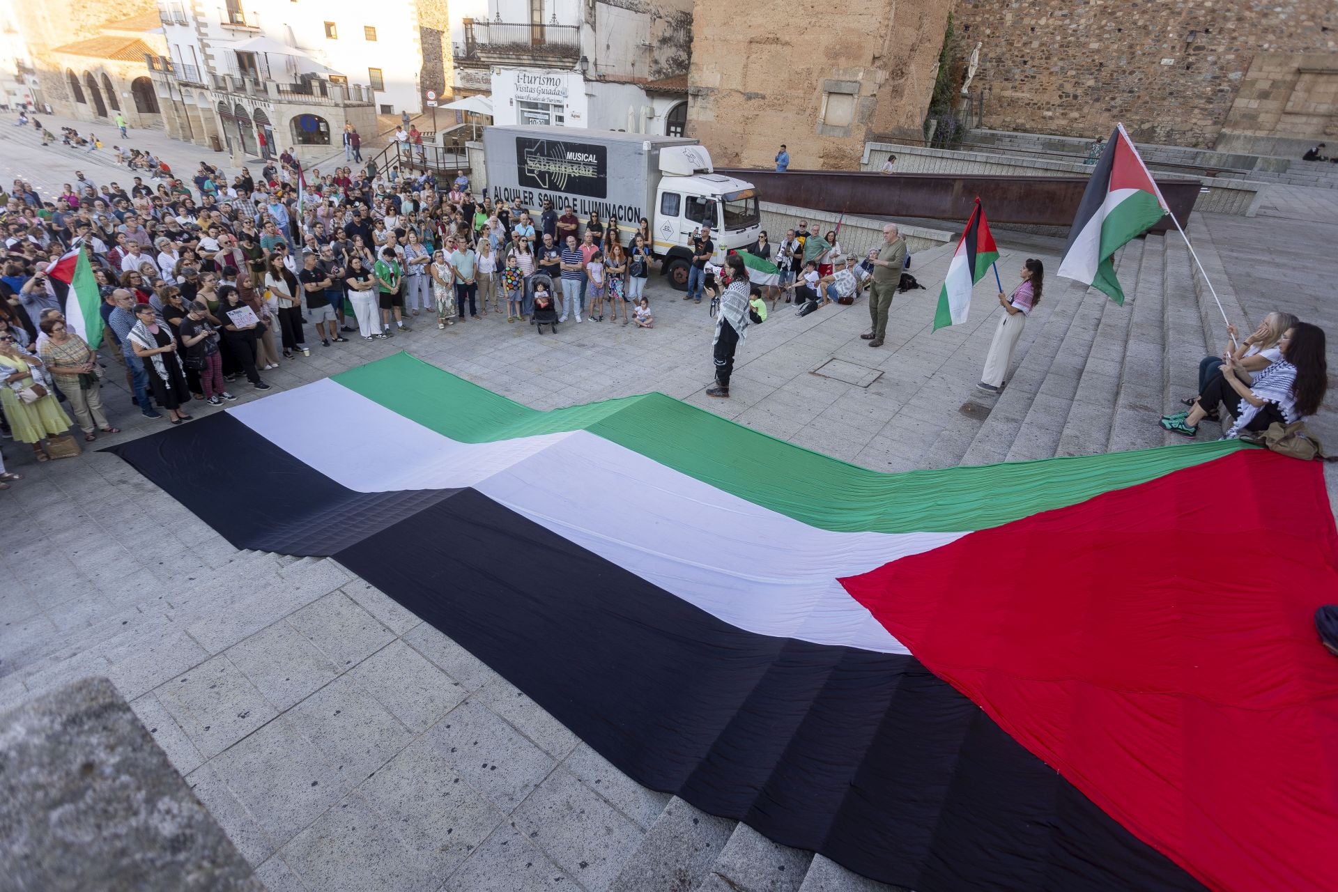 Protesta en Cáceres por la detención de la Flotilla