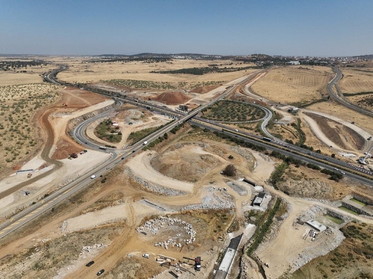 Nuevos cortes de tráfico por los trabajos de la autovía Cáceres-Badajoz