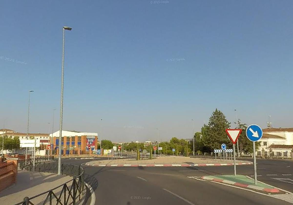 Rotonda en la que ha tenido lugar el accidente.