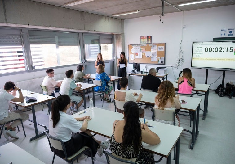 Los exámenes de las oposiciones de la Junta se celebrarán en el primer semestre de 2026