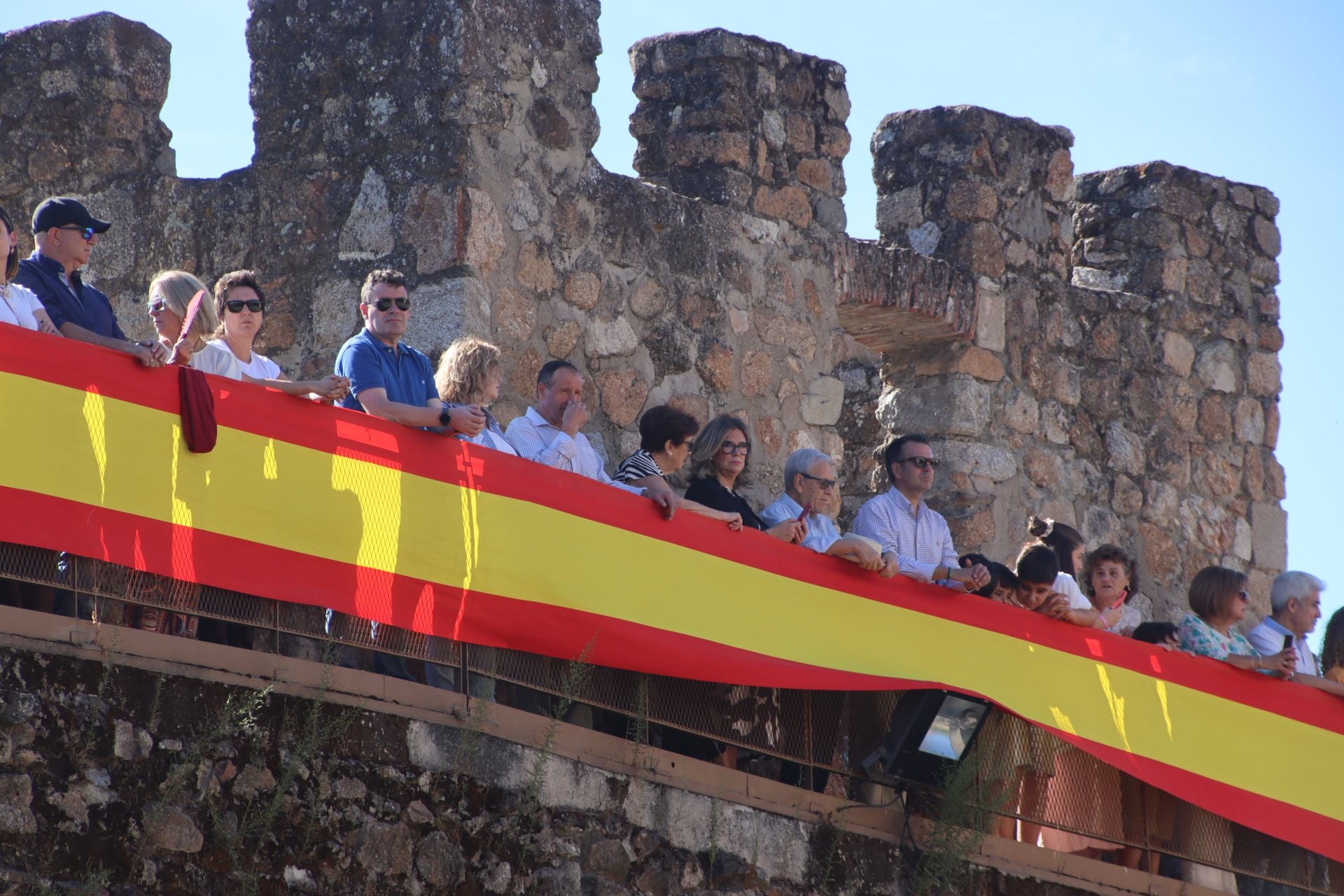 Fotos | Las mejores imágenes de la jura de bandera civil en Plasencia