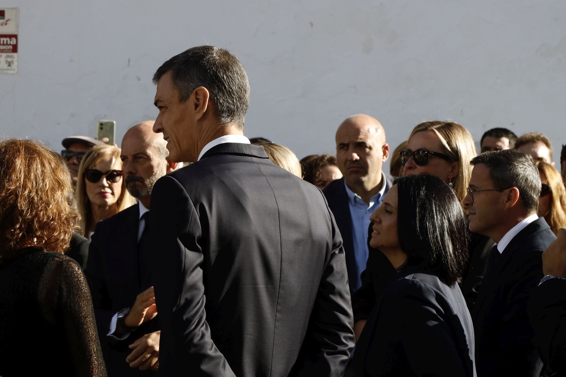 Cientos de personas despiden a Guillermo Fernández Vara en Olivenza