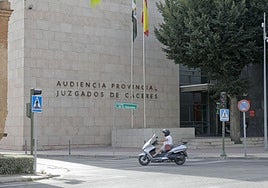 Audiencia provincial de Cáceres.
