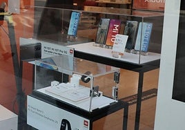 Dos menores detenidos por robar 20 móviles de alta gama en un establecimiento de Plasencia