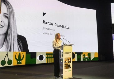 María Guardiola reclama infraestructuras al Gobierno en la convención de Turespaña