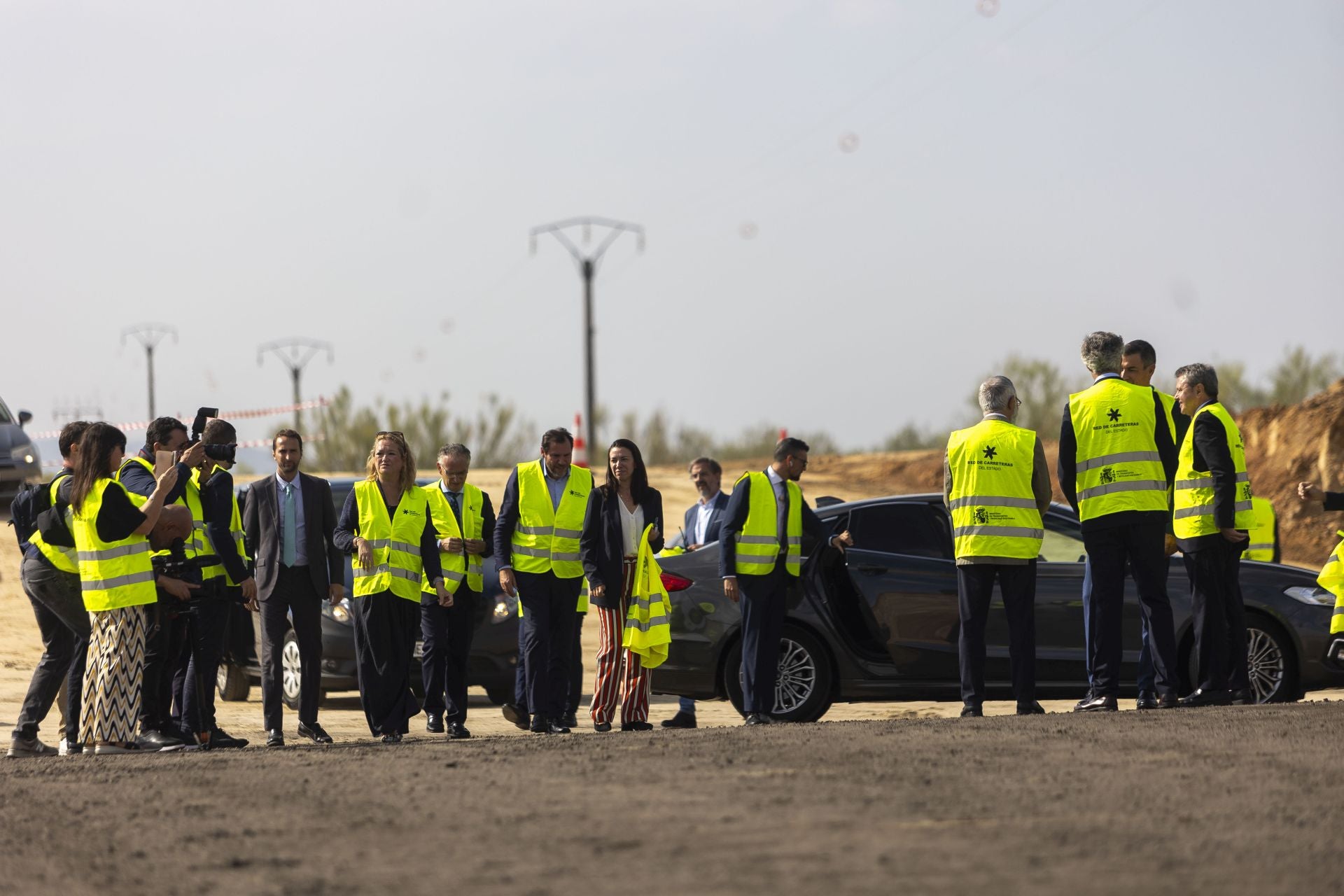 Fotos | Pedro Sánchez y Óscar Puente visitan las obras de la A-58, que unirá Badajoz y Cáceres