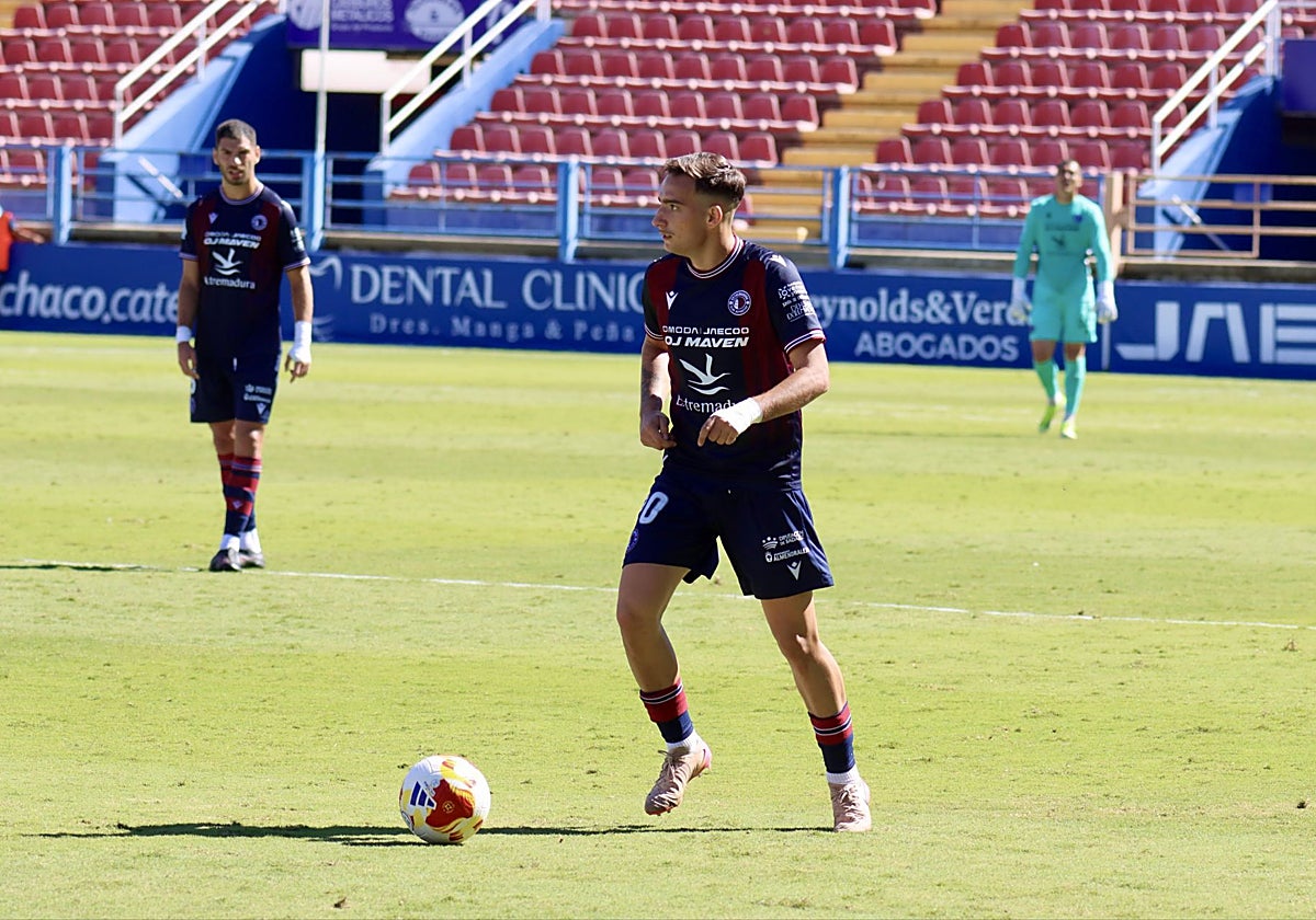 Tala es uno de los jugadores entre algodones.