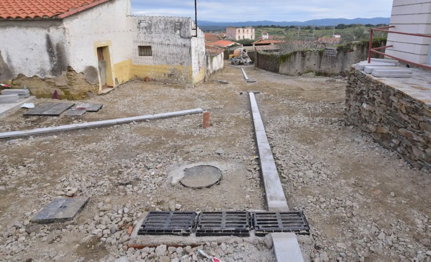 Instalación de las nueves redes en la calle.