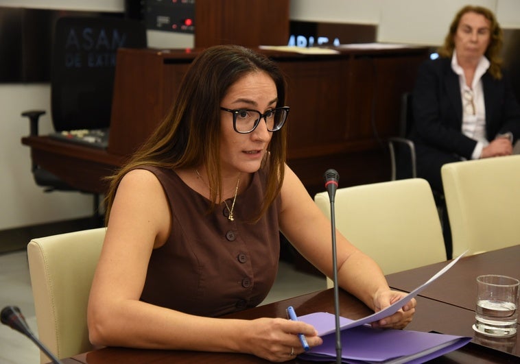 Los trabajadores de los programas de atención a las familias: «Cobramos poco más del salario mínimo»