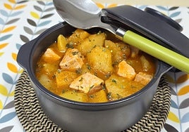 Guiso de patatas con calabaza y atún