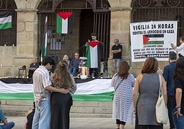 La vigilia se desarrolla desde el viernes hasta el sábado a las siete de la tarde.