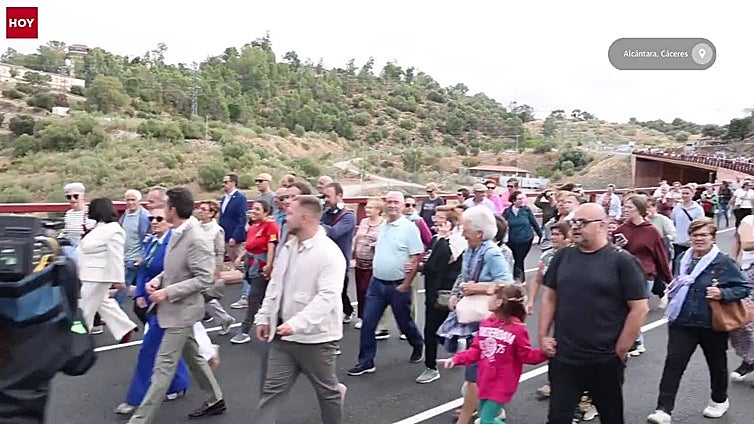 El nuevo puente de Alcántara ya es una realidad