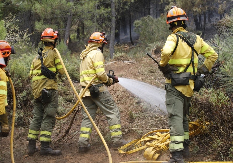 La Junta convoca a los bomberos para informarles sobre la conversión de las 138 plazas