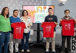 Presentación esta mañana en la sala de prensa del Ayuntamiento del Día Escolar de la Bicicleta en su decimoquinta edición.