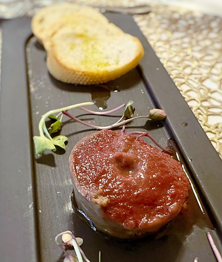 Imagen secundaria 2 - Un menú de caza en Llerena