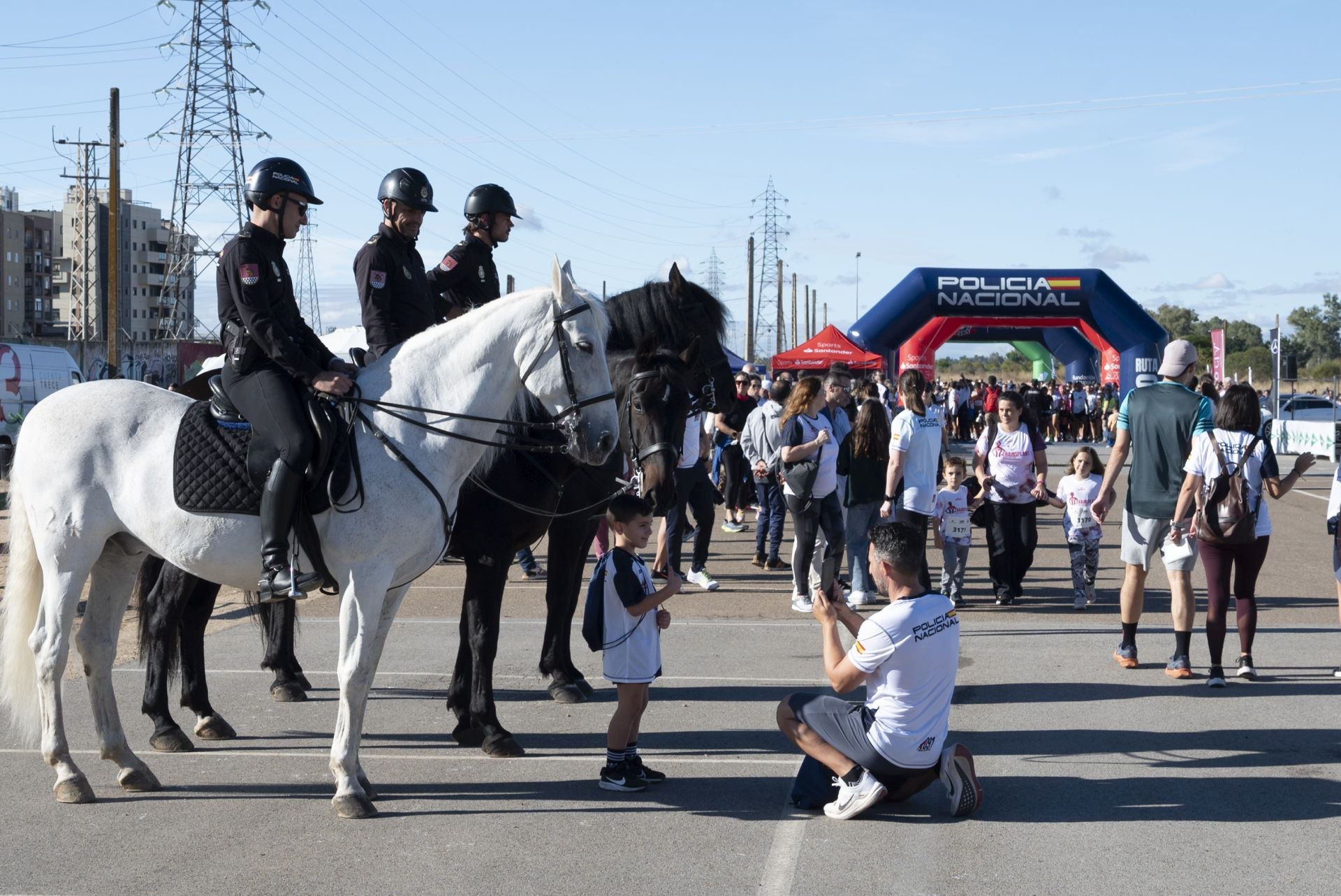 La &#039;Ruta 091&#039; de la Policía Nacional en Badajoz