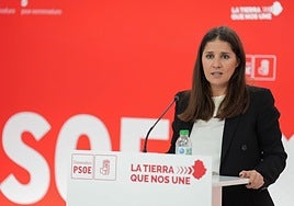 La portavoz del PSOE de Extremadura, Isabel Gil Rosiña, en una imagen de archivo.