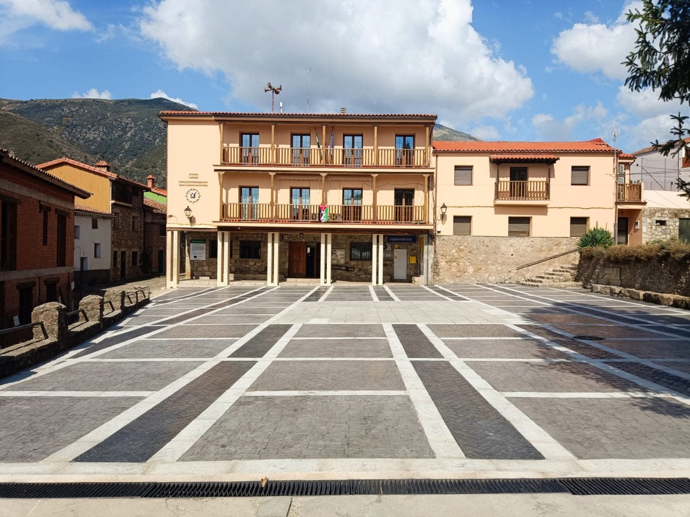 El nuevo aspecto que presenta el espacio.