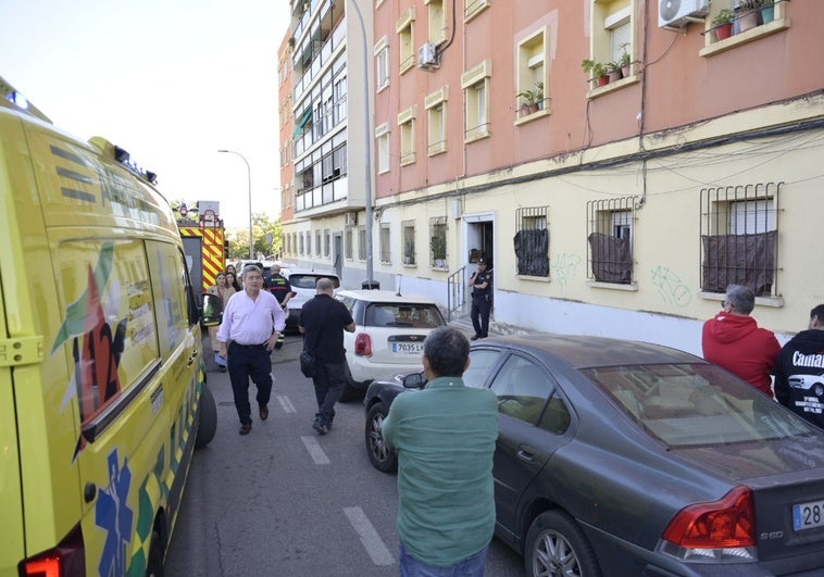 La policía busca el arma del crimen del asesinato de la funcionaria en Badajoz