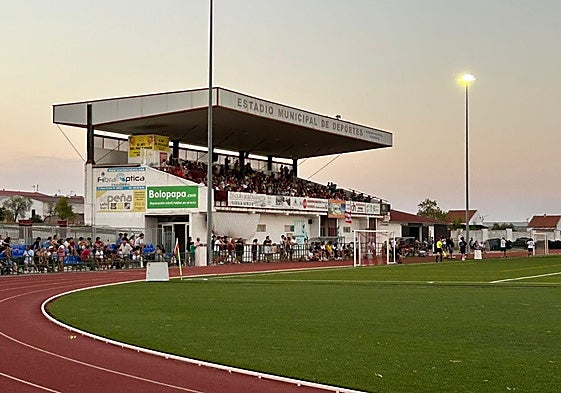 El Municipal de Azuaga se llenará para vivir una noche mágica en la Copa del Rey.