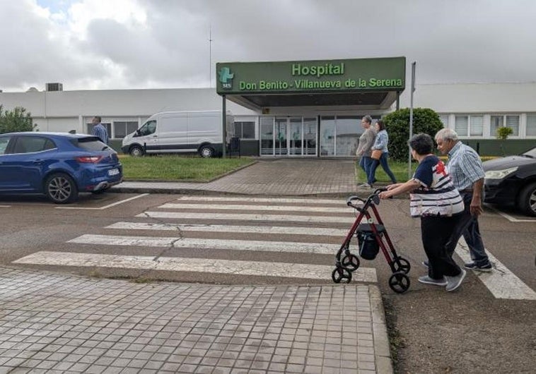 Herido tras un accidente por alcance entre dos vehículos en la EX-A2, en Don Benito