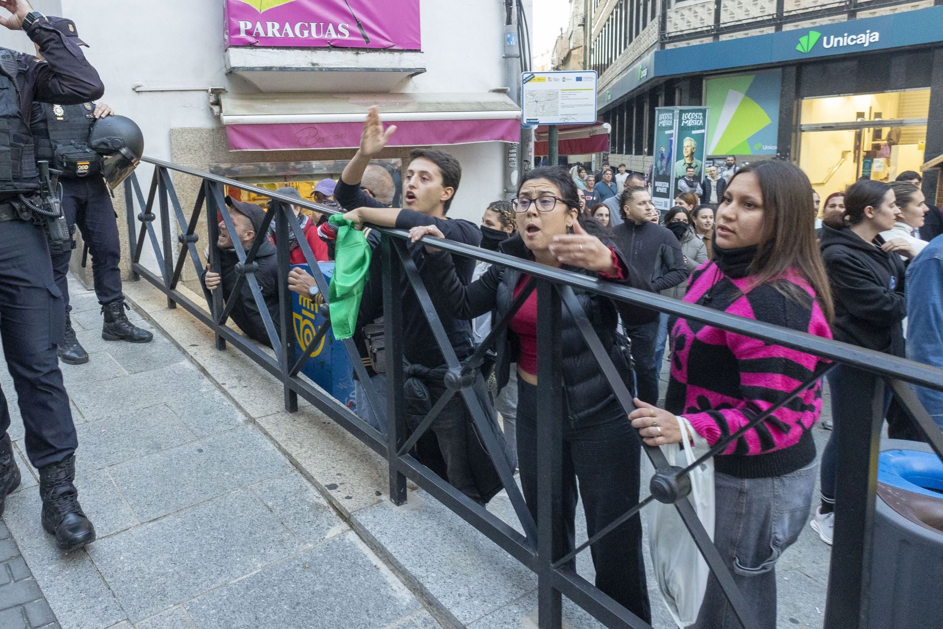 El primer acto de precampaña de Vox en Extremadura, en imágenes
