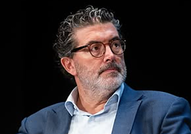 Julián Quirós, director de 'ABC', debatió sobre nuevas narrativas.