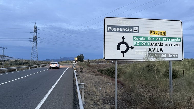 El Gobierno ampliará la calzada desde la glorieta de las autovías hasta la ronda sur