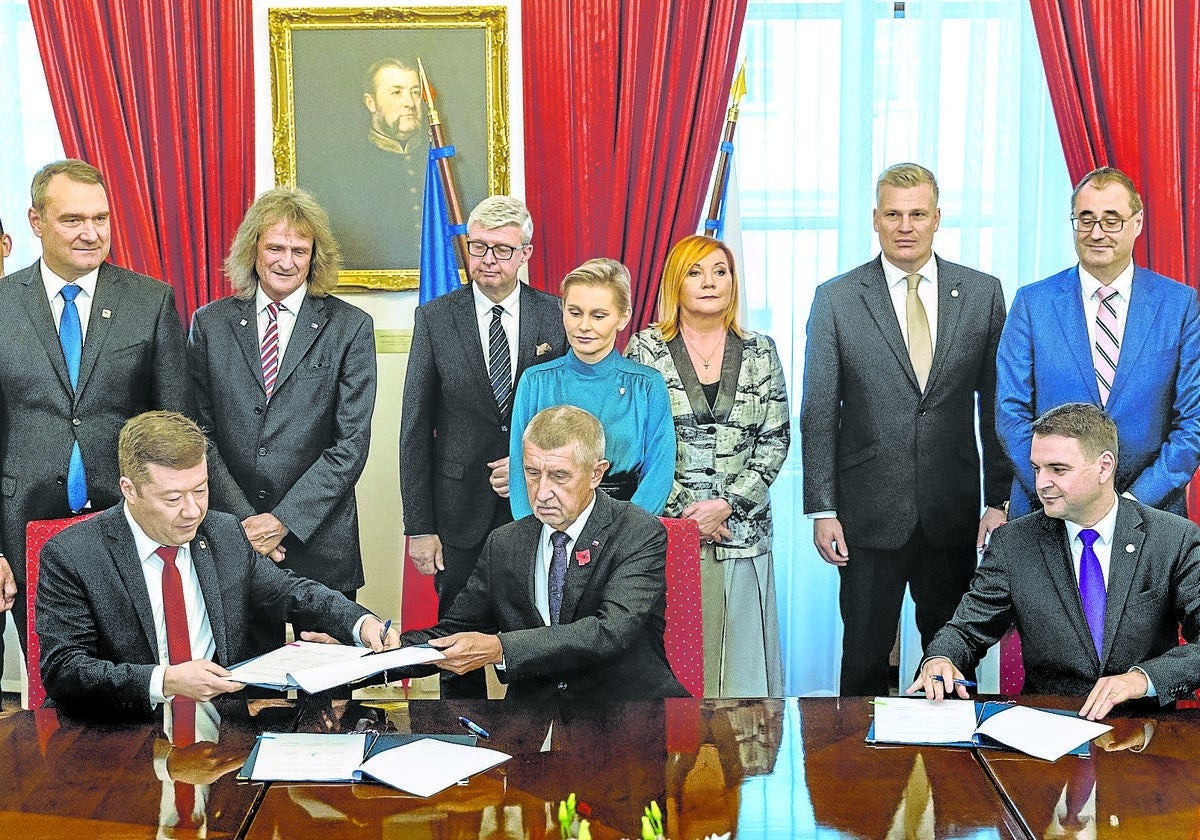 Euroescépticos no, adversarios