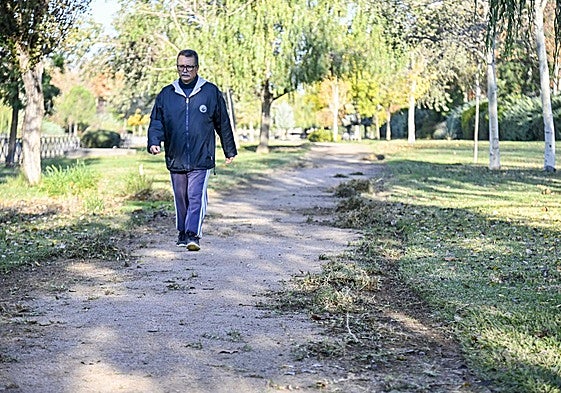 Uno de los senderos del parque del Rivillas y el Calamón.