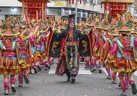 Comparsa Cambalada, ganadora del Desfile del Carnaval de Badajoz 2025