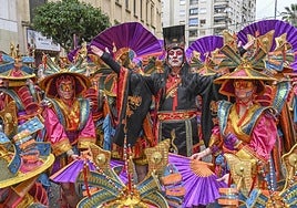 Comparsa Cambalada en el carnaval de Badajoz.