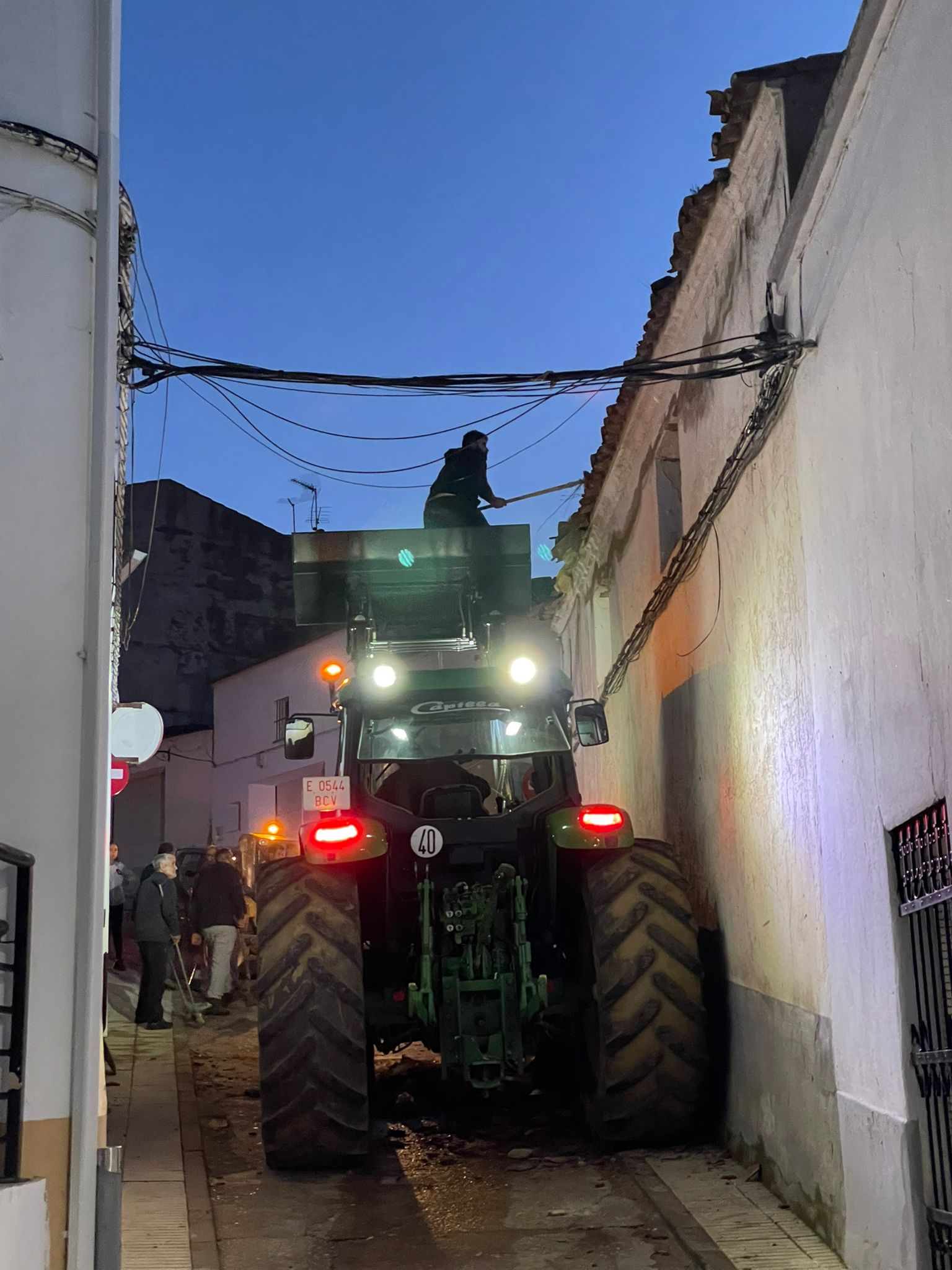 Fotos | Un &#039;pequeño&#039; tornado causa destrozos en La Zarza