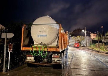 El arrastre de ceniza por lluvias amenaza al consumo de agua en los pueblos de los incendios