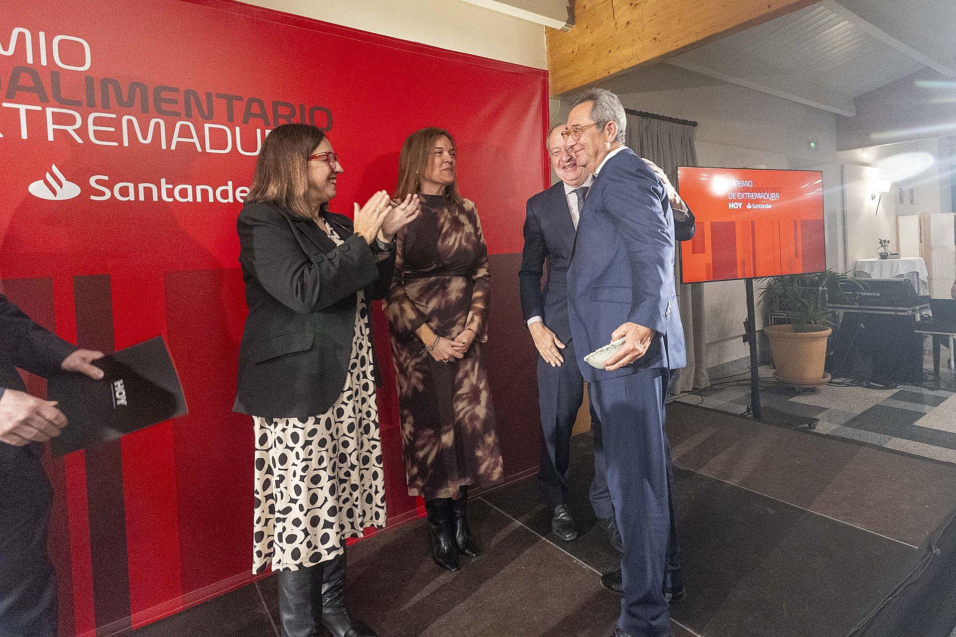 Momentos de la entrega del premio a Tany Nature