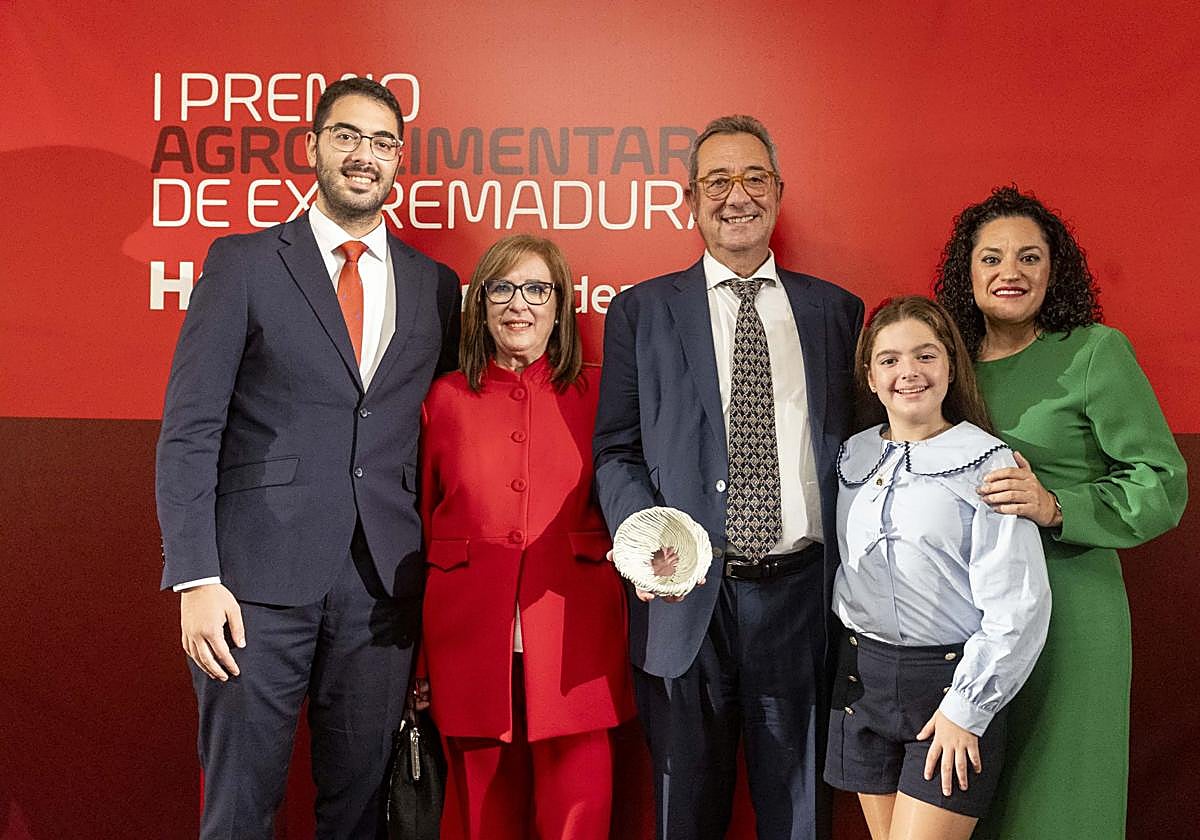 Momentos de la entrega del premio a Tany Nature