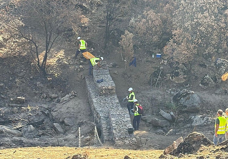 Obras realizadas por la CHT para garantizar el abastecimiento de agua en Villar de Plasencia.