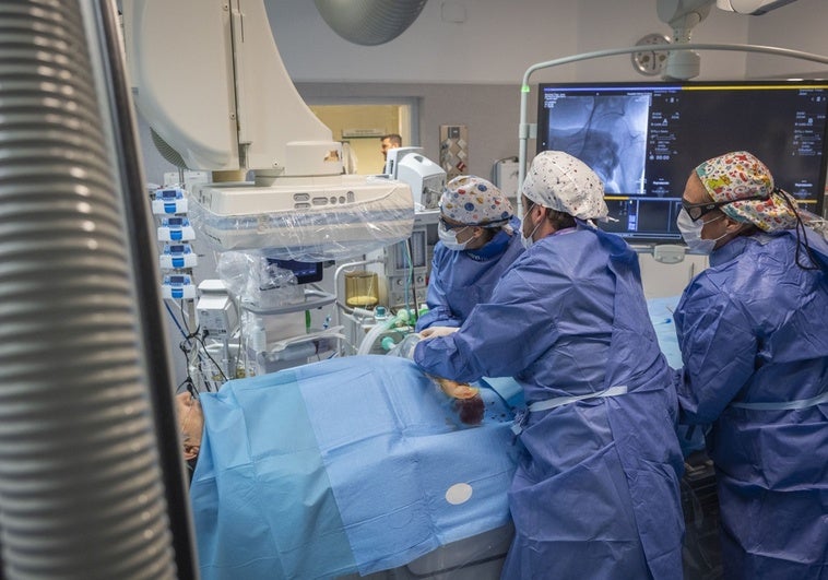 Extremadura ya no es la comunidad que más espera para operarse