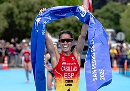 Miriam Casillas celebra su triunfo en la Copa del Mundo de San Pedro de la Paz.