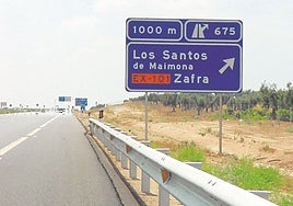 Tramo de la A-66 junto a Los Santos de Maimona, donde enlazará la nueva autovía.