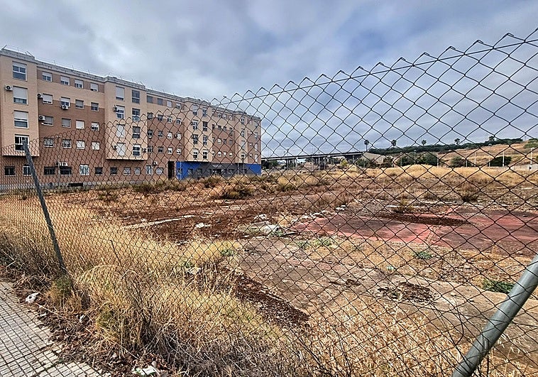 La Junta de Extremadura inicia los proyectos para 427 viviendas públicas en cinco ciudades