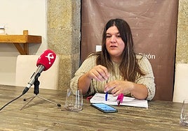 Esther Sánchez Tapia, alcaldesa de San Gil, en rueda de prensa.