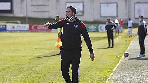 El nuevo entrenador del CD Badajoz prioriza devolver la calma al equipo