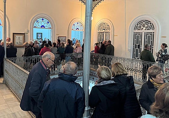 El salón de plenos del Ayuntamiento de Granja de Torrehermosa se quedó pequeño el pasado 17 de noviembre.