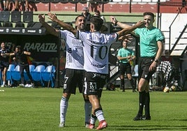 Chiqui y Doncel celebrando en el Romano.