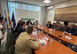 Imagen de la firma del convenio, este viernes.