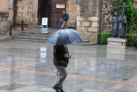 El frente frío deja más 27 litros en la región y rachas de 61 kilómetros por hora