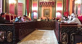 Pleno para elegir los componentes de las mesas electorales.